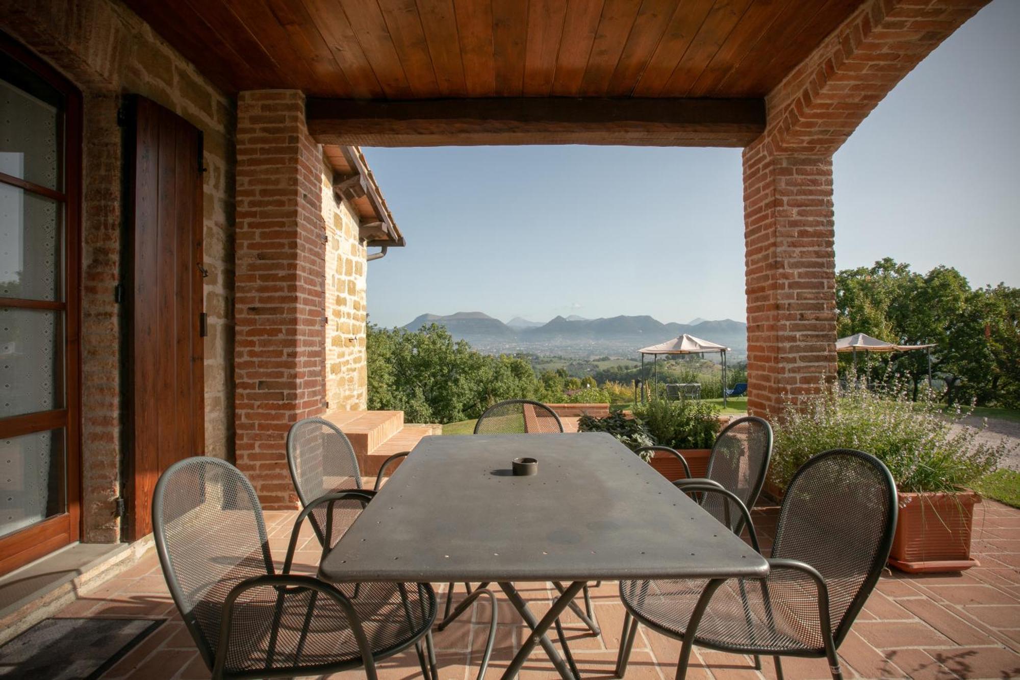 Agriturismo Casalta Gubbio Cameră foto
